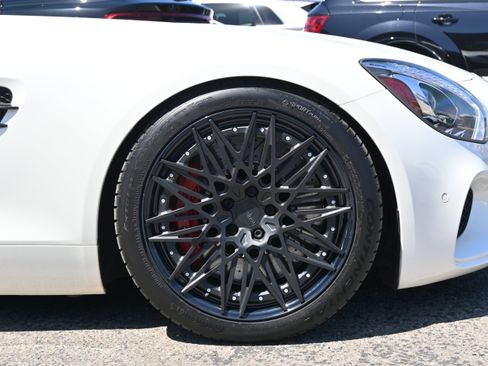 Used 2016 Mercedes-Benz AMG GT S image 21