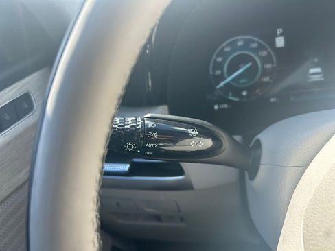 Used 2023 Hyundai Palisade Calligraphy image 23