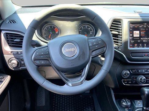 Used 2022 Jeep Cherokee Trailhawk w/ Sound & Nav Group AWD/4WD image 6