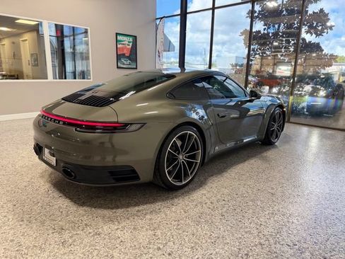 Used 2023 Porsche 911 Carrera w/ Premium Package RWD image 11