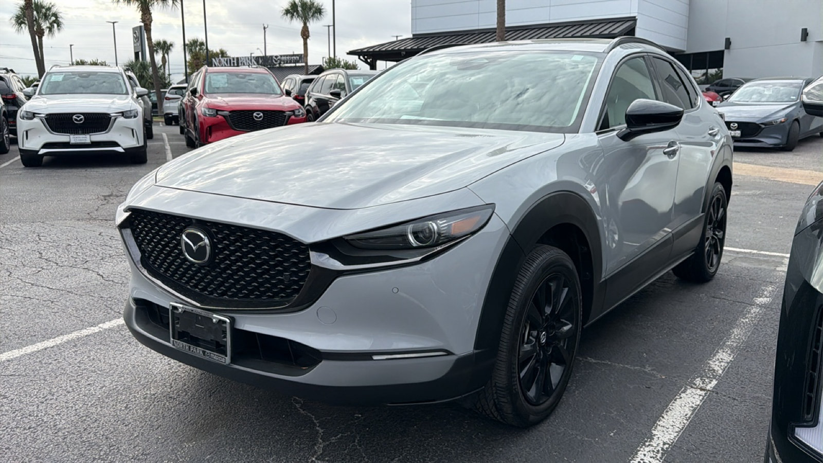 Used 2025 MAZDA CX-30 2.5 Turbo w/ Premium Plus Pkg AWD/4WD image 4