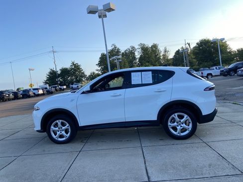 Used 2024 Dodge Hornet GT AWD/4WD image 8