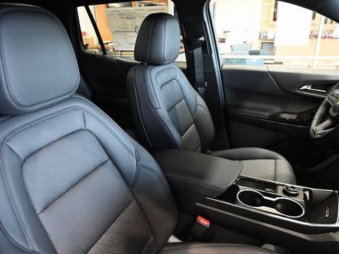 New 2026 Chevrolet Equinox LT image 8