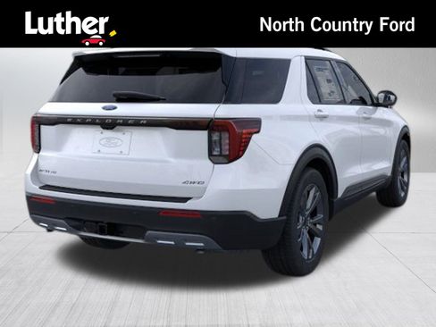 New 2026 Ford Explorer Active w/ Active Comfort Package image 8