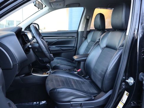 Used 2019 Mitsubishi Outlander SE image 10