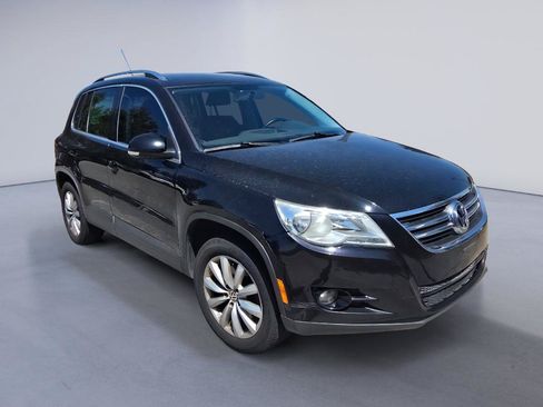 Used 2011 Volkswagen Tiguan SE AWD/4WD image 7
