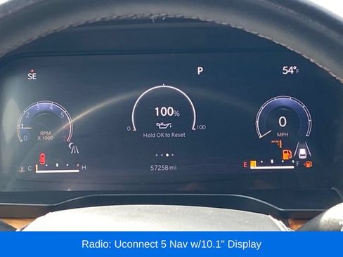 Used 2022 Jeep Grand Cherokee Summit AWD/4WD image 9