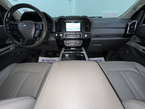 Used 2018 Ford Expedition Max Limited w/ Equipment Group 302A AWD/4WD image 18
