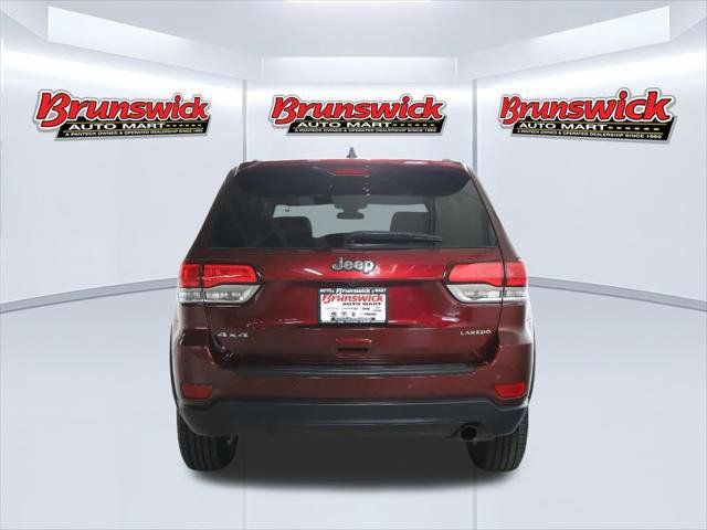 Certified 2020 Jeep Grand Cherokee Laredo AWD/4WD image 39