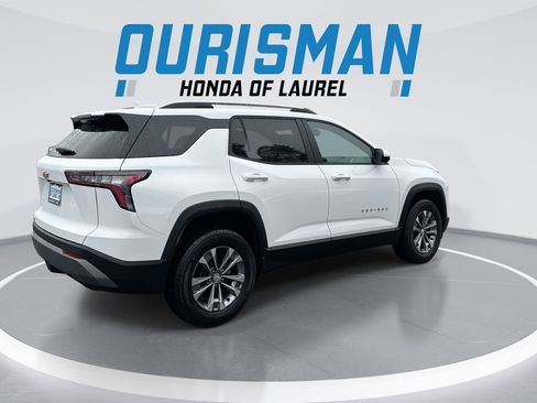 Used 2025 Chevrolet Equinox LT w/ Convenience Package II image 8