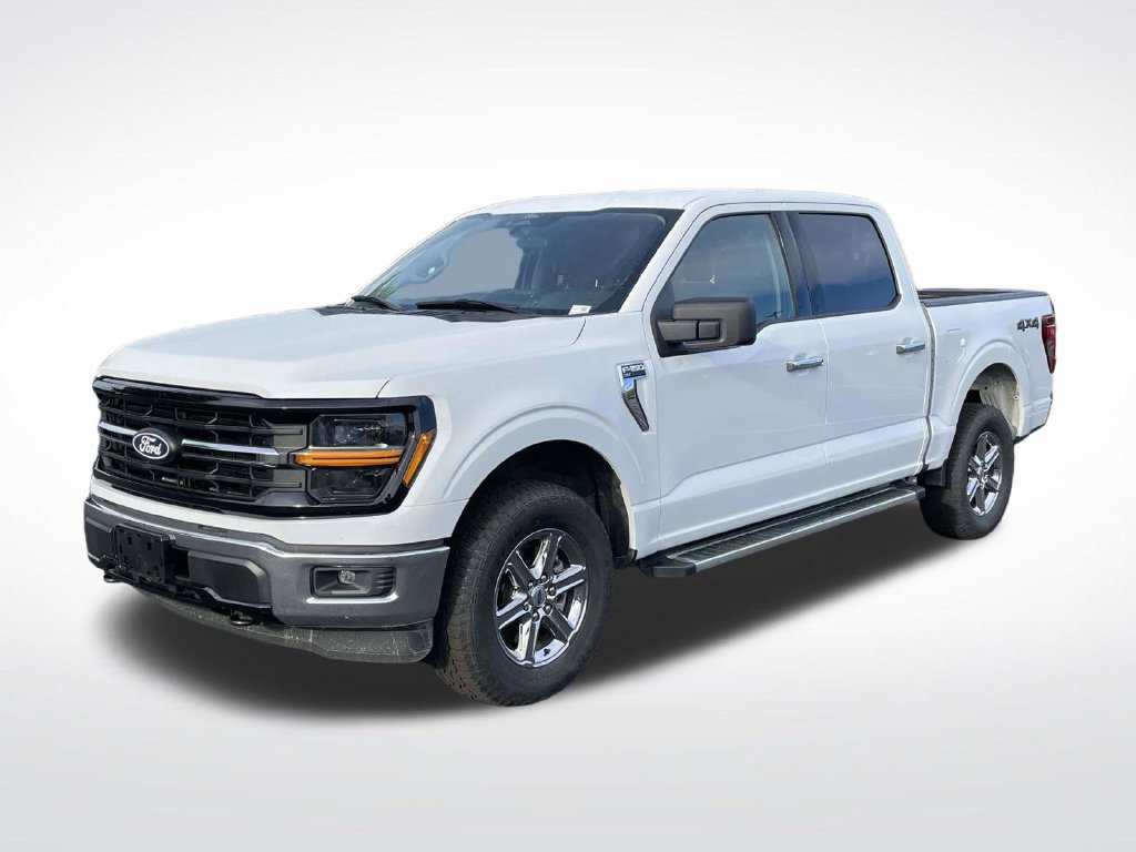 Used 2025 Ford F150 XLT w/ Equipment Group 301A Standard AWD/4WD image 3