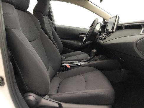 Used 2021 Toyota Corolla LE FWD image 21