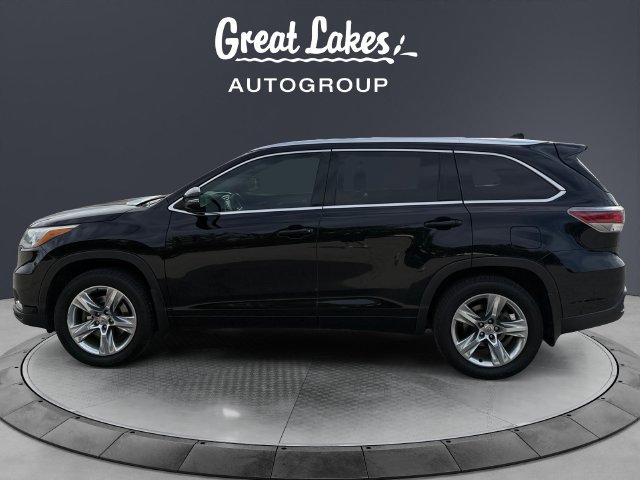 Used 2014 Toyota Highlander Limited Platinum AWD/4WD image 2