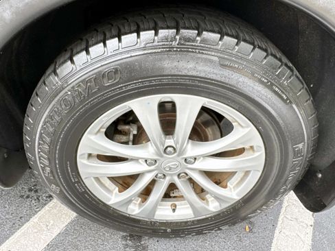 Used 2009 INFINITI FX35 2WD w/ Navigation Pkg image 29