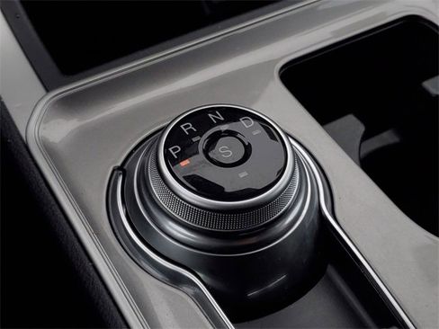 Certified 2024 Ford Edge SEL w/ Convenience Package image 22