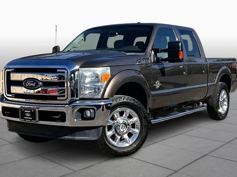 Used 2015 Ford F250 Lariat w/ Lariat Ultimate Package image 35