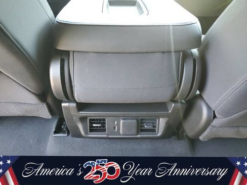 Used 2023 Chevrolet Silverado 1500 LT RWD image 14