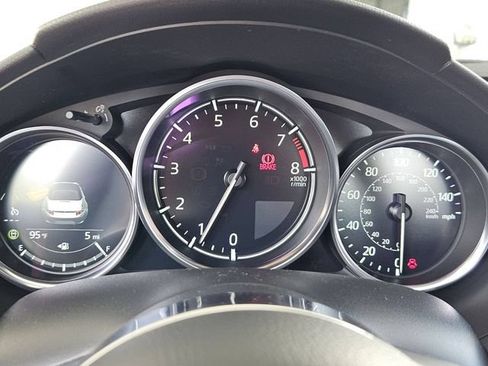New 2026 MAZDA MX-5 Miata Club w/ Interior Package RWD image 11