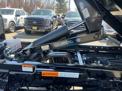 New 2026 Ford F350 XL w/ XL Chrome Package image 35