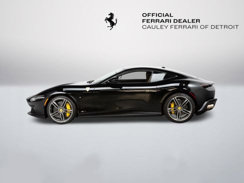Certified 2022 Ferrari Roma RWD image 5