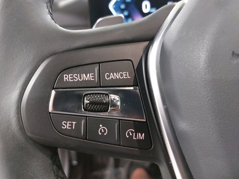 Used 2023 BMW 230i xDrive Coupe w/ Premium Package image 19