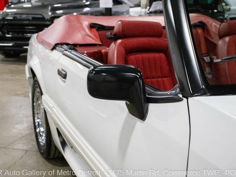 Used 1990 Ford Mustang GT image 35