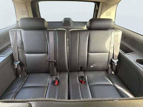 Used 2013 Chevrolet Suburban LTZ image 19