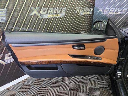 Used 2009 BMW 328i Convertible image 13