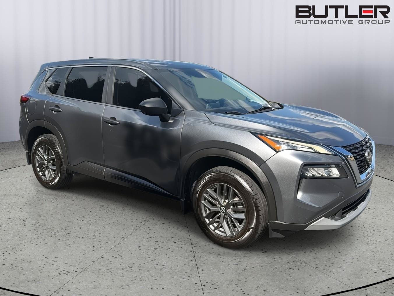 Used 2023 Nissan Rogue S AWD/4WD image 7