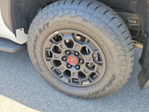 Used 2025 Toyota Sequoia TRD Pro AWD/4WD image 22
