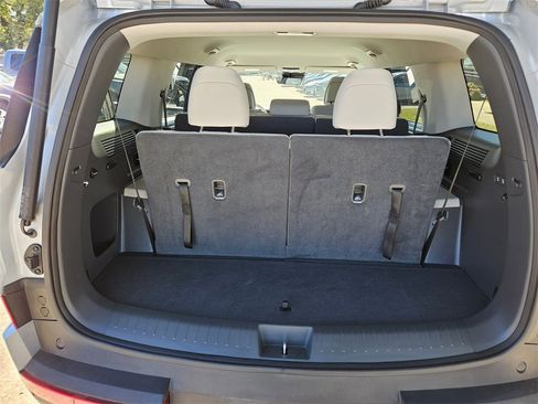 Used 2025 Hyundai Santa Fe SEL image 24