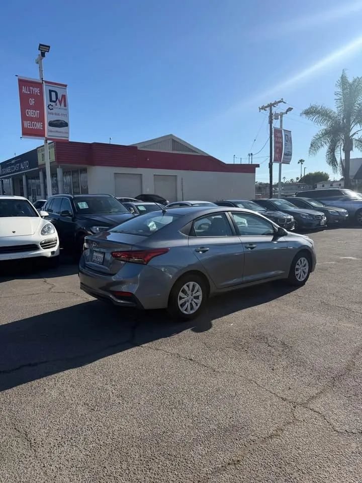 Used 2019 Hyundai Accent SE FWD image 4