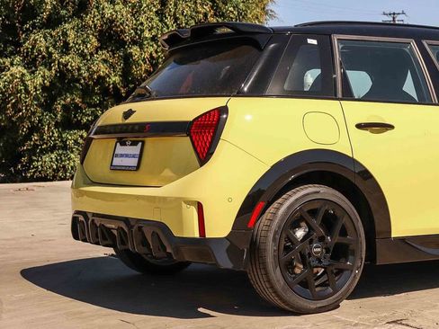 New 2026 MINI Cooper S FWD image 11
