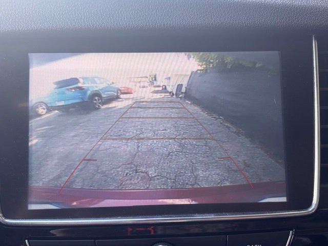 Used 2019 Buick Encore Essence FWD image 23