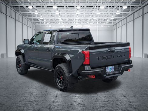 Used 2025 Toyota Tacoma TRD Pro AWD/4WD image 3