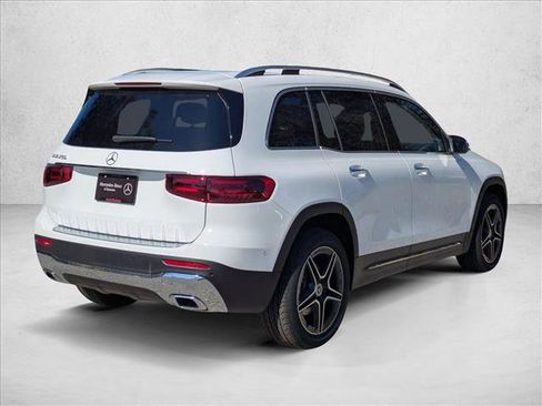 Certified 2026 Mercedes-Benz GLB 250 image 2