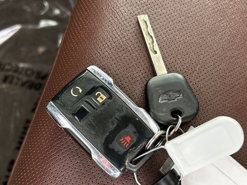 Used 2016 Chevrolet Silverado 2500 High Country w/ Duramax Plus Package image 35