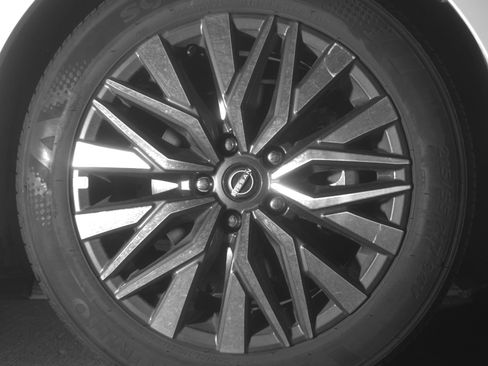 Used 2025 Nissan Altima 2.5 SV image 13