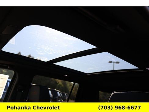 New 2026 Chevrolet Suburban High Country image 19