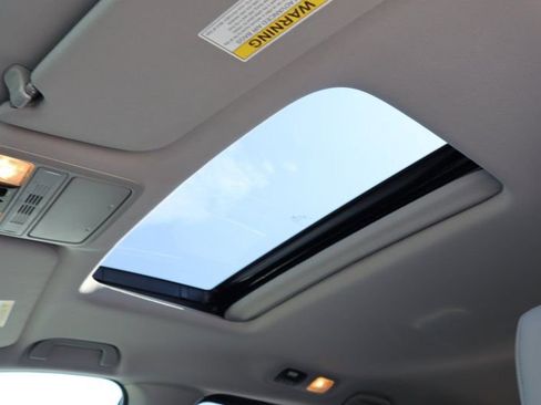 Used 2018 Honda Odyssey EX-L image 14