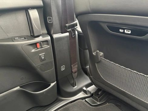 New 2027 Chrysler Pacifica Limited FWD image 13