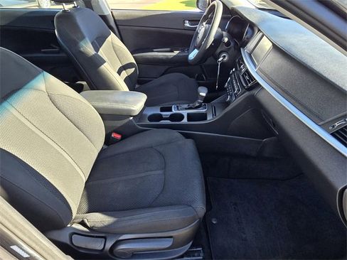 Used 2020 Kia Optima LX image 15