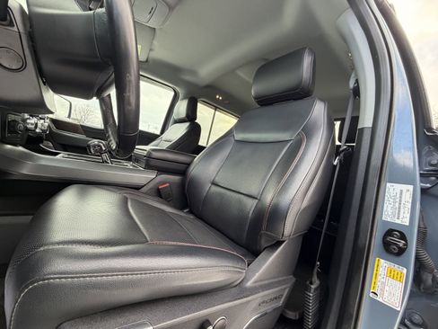 Used 2023 Ford F150 Lariat w/ Equipment Group 502A High image 26