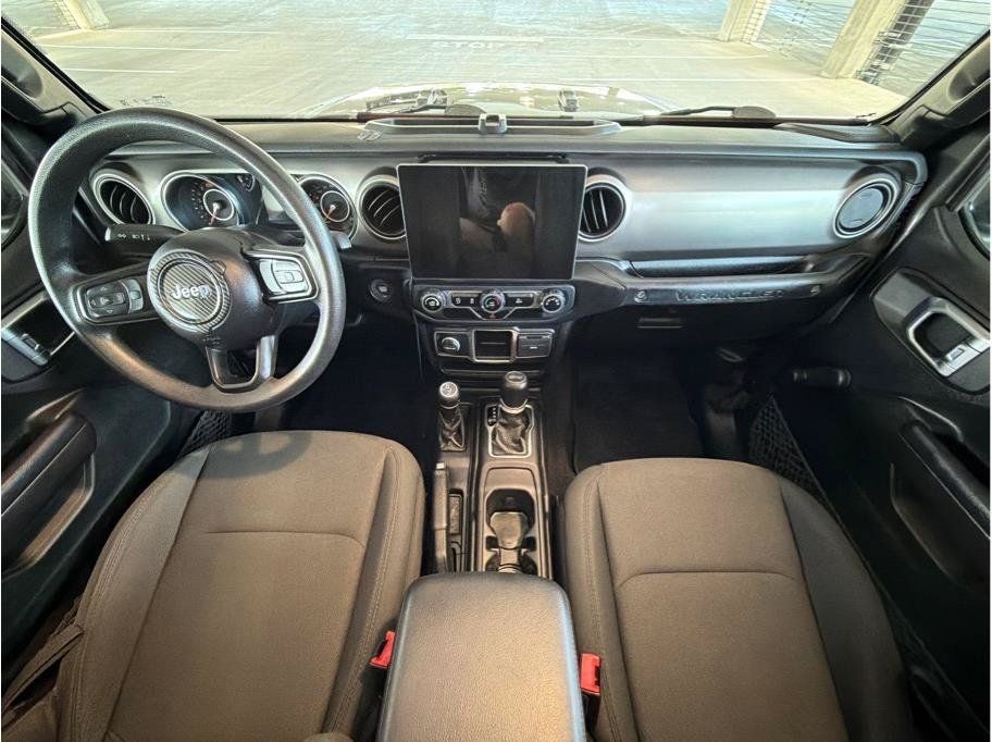 Used 2021 Jeep Wrangler Sport AWD/4WD image 21