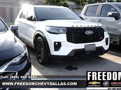 Used 2025 Ford Explorer ST