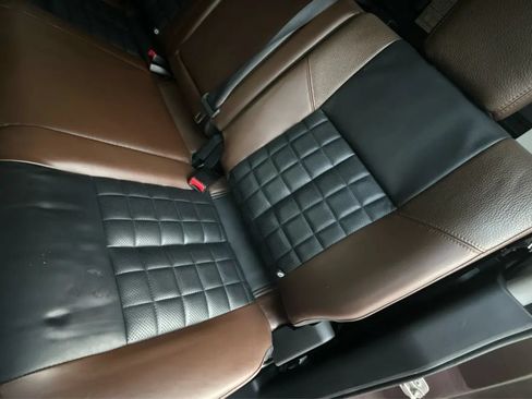 Used 2019 Nissan Titan Platinum Reserve RWD image 22