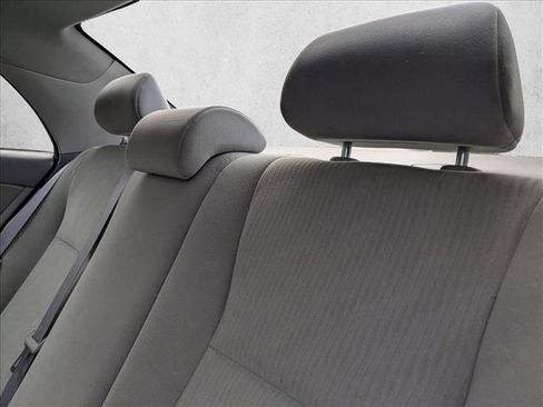 Used 2010 Toyota Corolla LE image 17