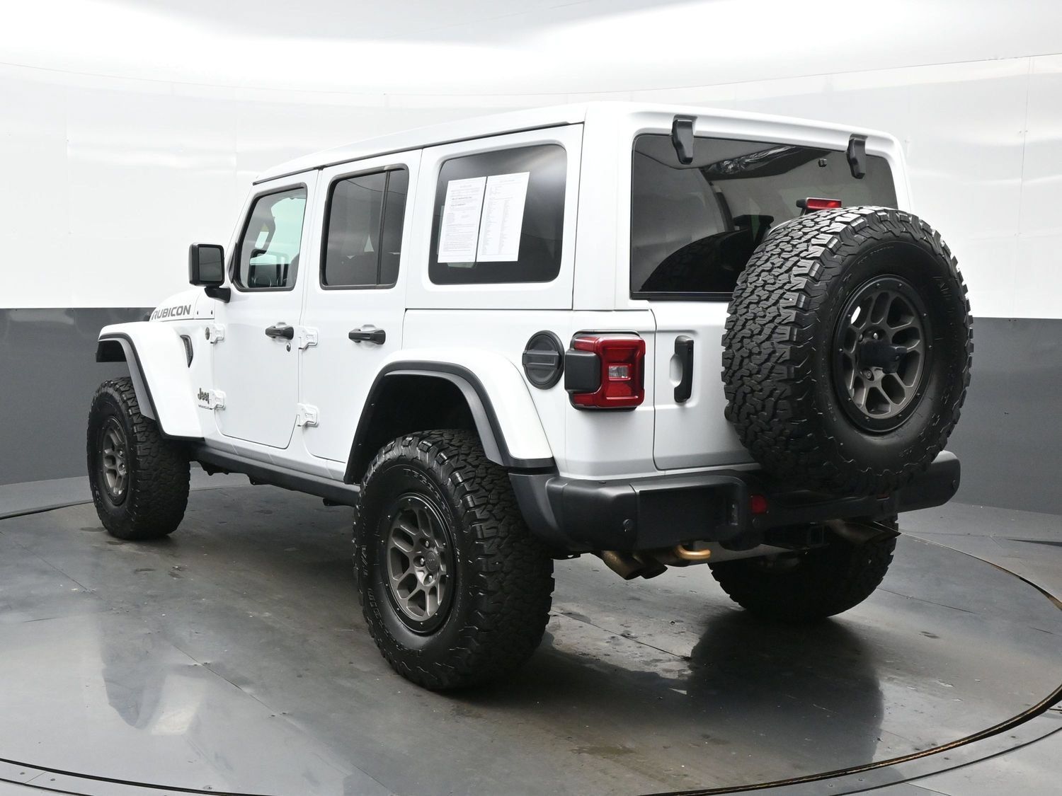 Used 2023 Jeep Wrangler Unlimited Rubicon 392 w/ Xtreme Recon 35" Tire Package AWD/4WD image 5