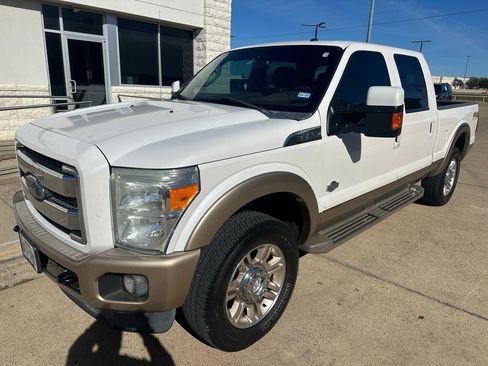 Used 2014 Ford F250 King Ranch w/ FX4 Off-Road Package image 3