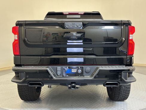 Used 2023 Chevrolet Silverado 1500 LT Trail Boss w/ LT Trail Boss Premium Package image 10